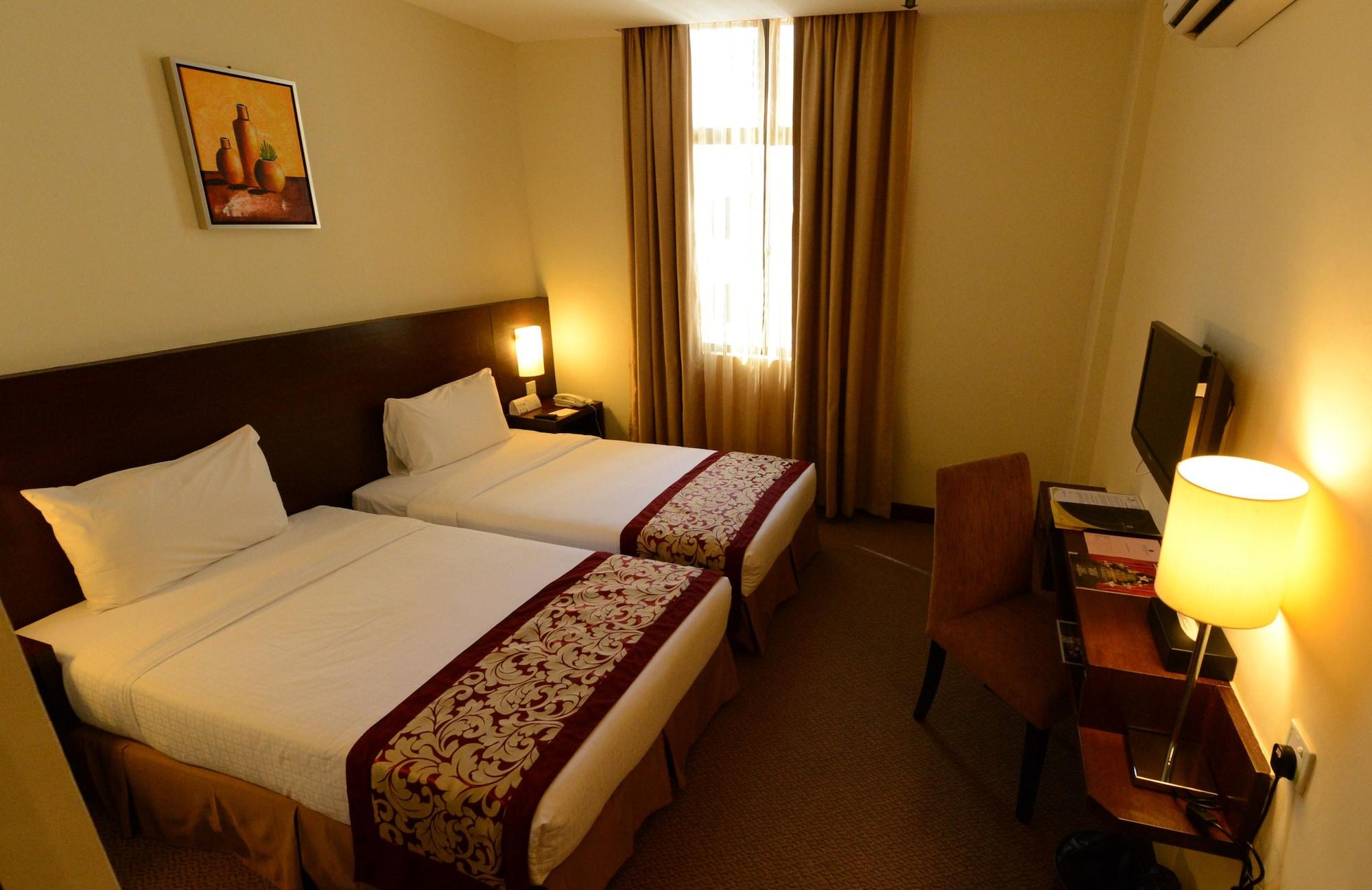 The Grand Puteri Hotel Kuala Terengganu Extérieur photo